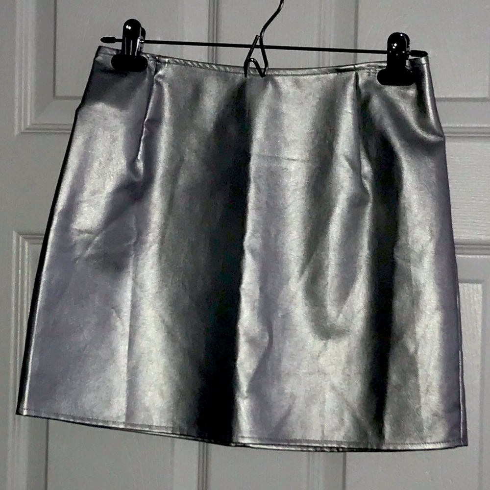 Motel Faux Leather Metallic Silver Grey Mini Skirt